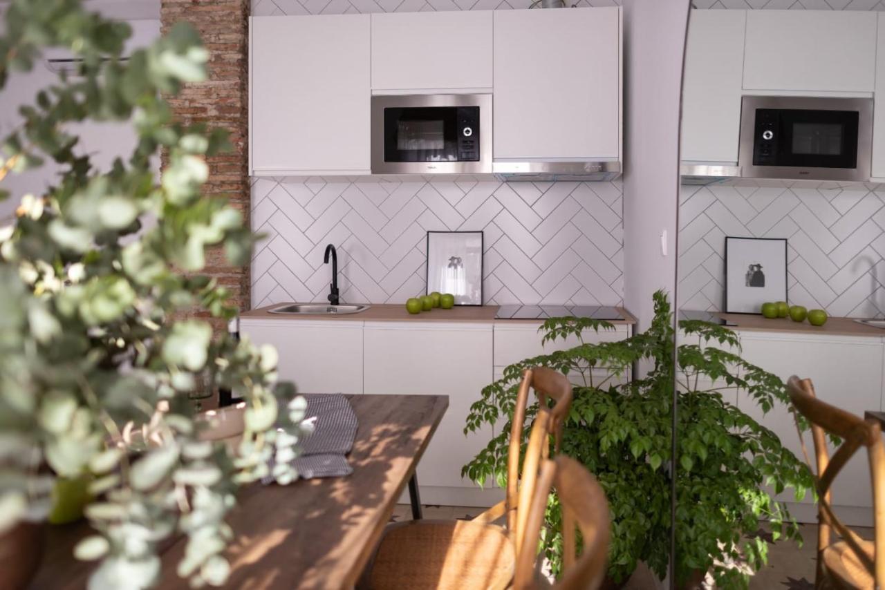 Apartamento Junto A Hospital Real Lägenhet Granada Exteriör bild